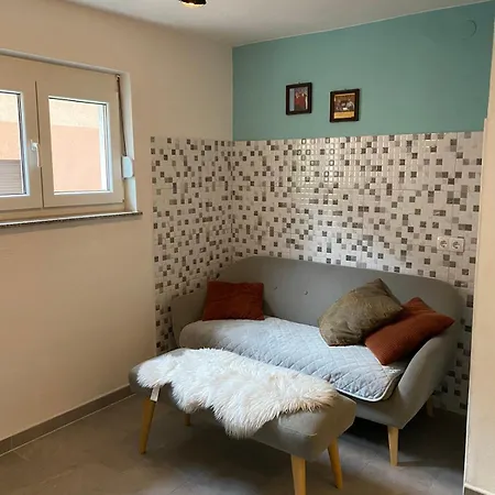 River In Awesome Wonder - Terrace With Riverview *