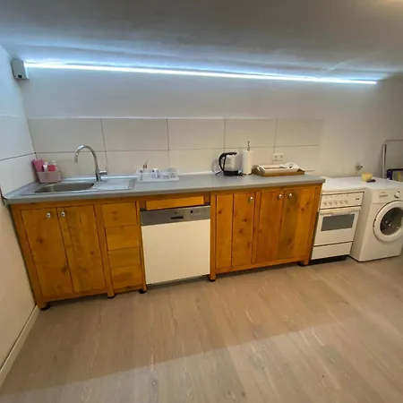 River In Awesome Wonder - Terrace With Riverview Apartment